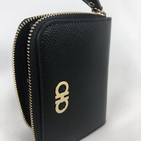 Salvatore Ferragamo Cross Grain Zip Around Wallet - Picture 4 of 8